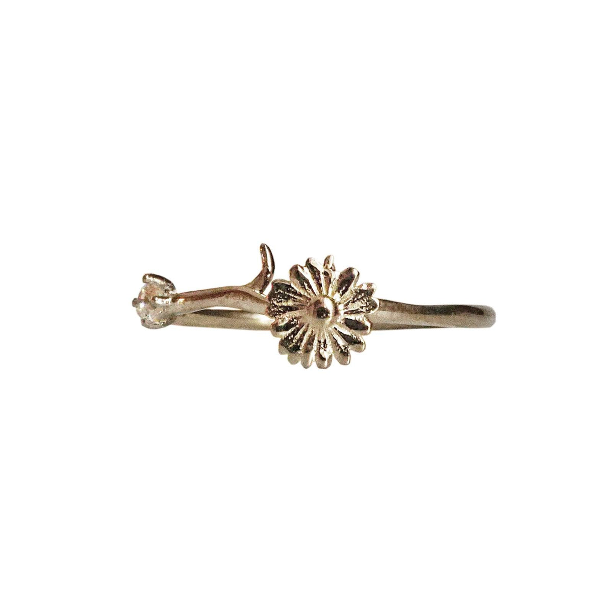 14K April Daisy Birth Flower Ring - Tippy Taste Jewelry