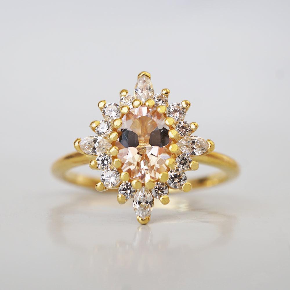 14K Beatrice Oval Morganite Ring - Tippy Taste Jewelry