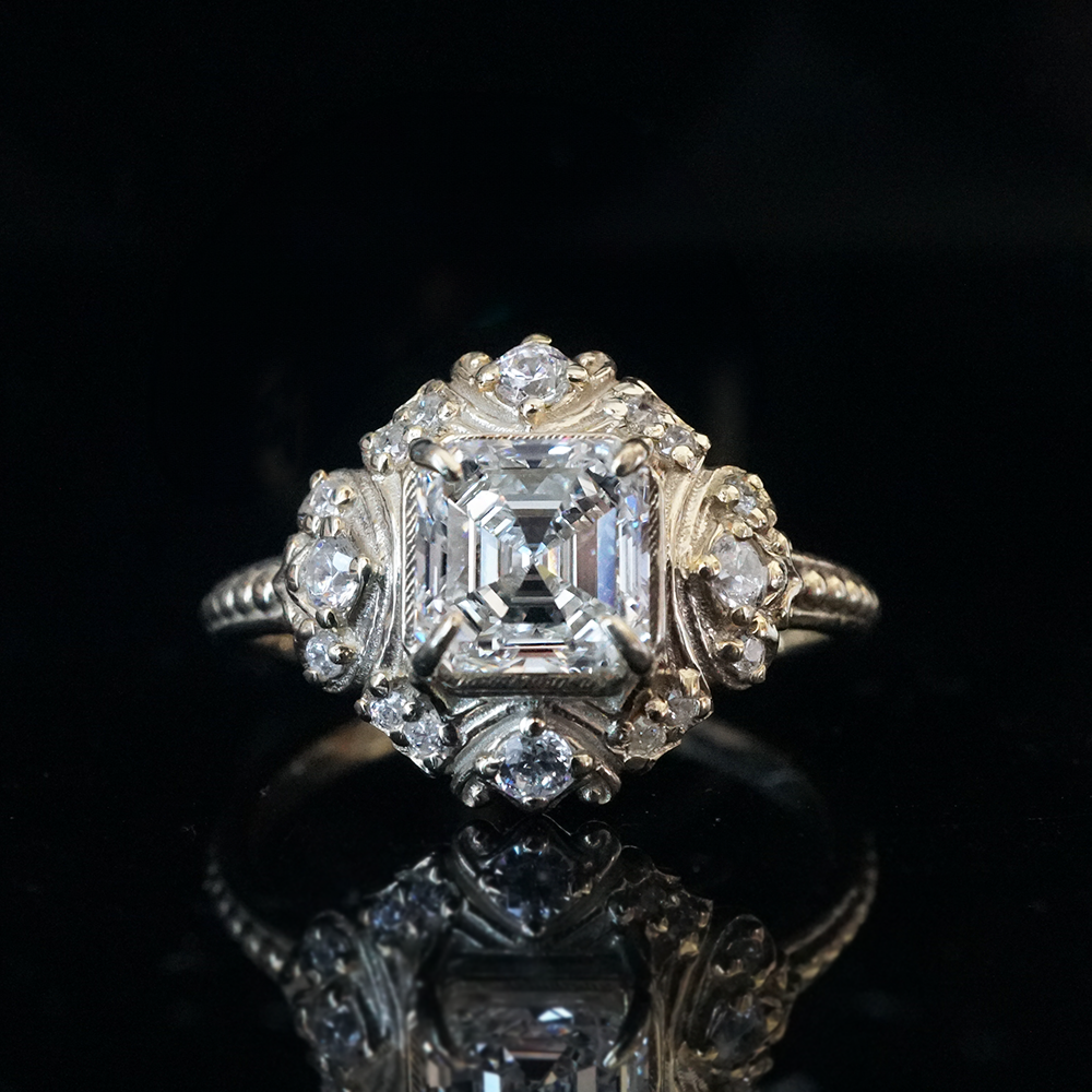 One Of A Kind: Internal Flawless Diamond Lumina Ring in 14K and 18K Gold, 1ct