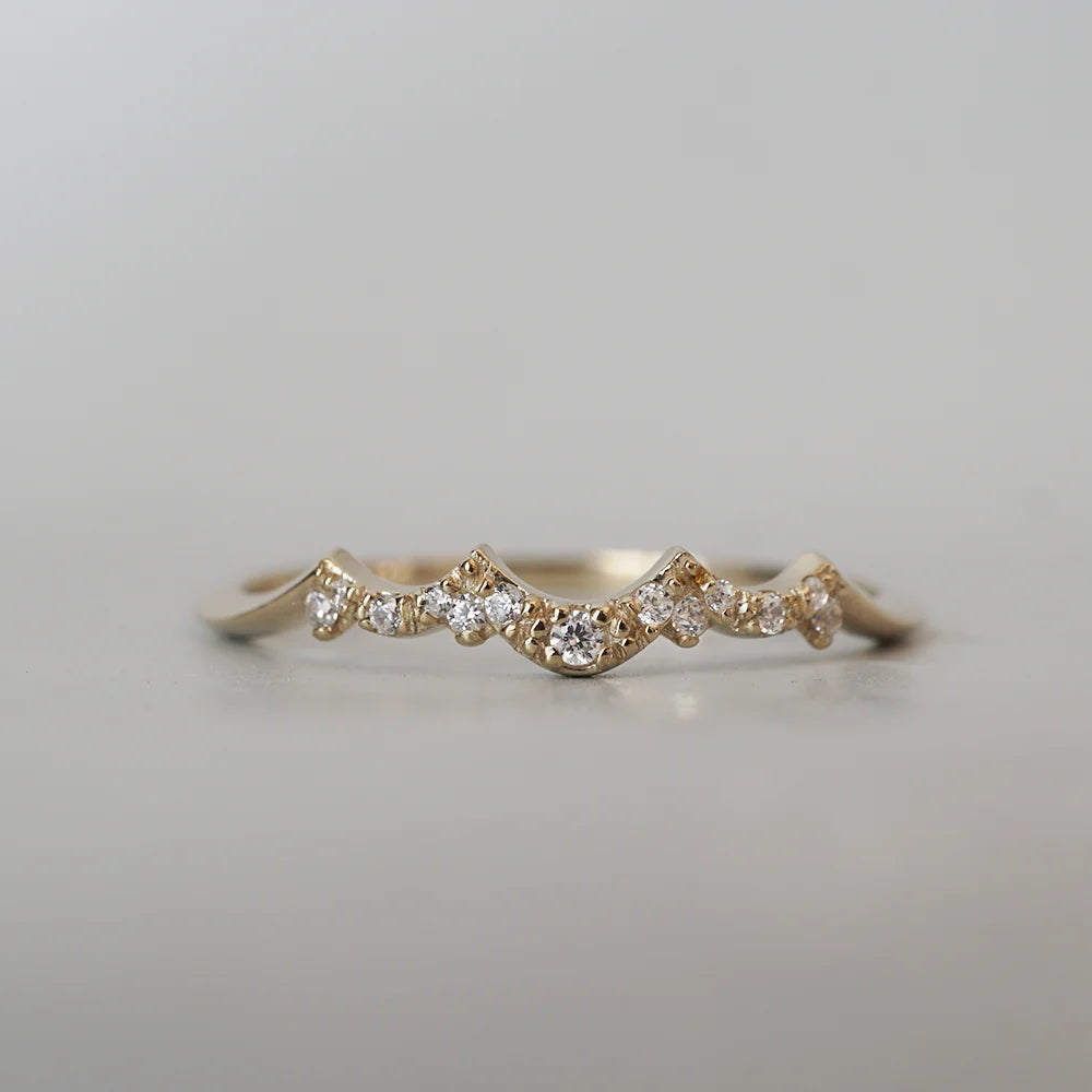 Celeste Diamond Band in 14K and 18K Gold