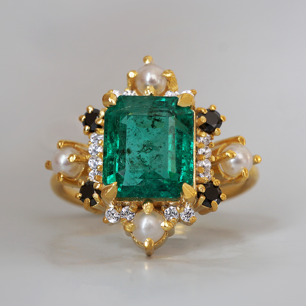 Emerald Elsa Black & White Diamond Pearl Ring in 14K and 18K Gold, 3.8ct