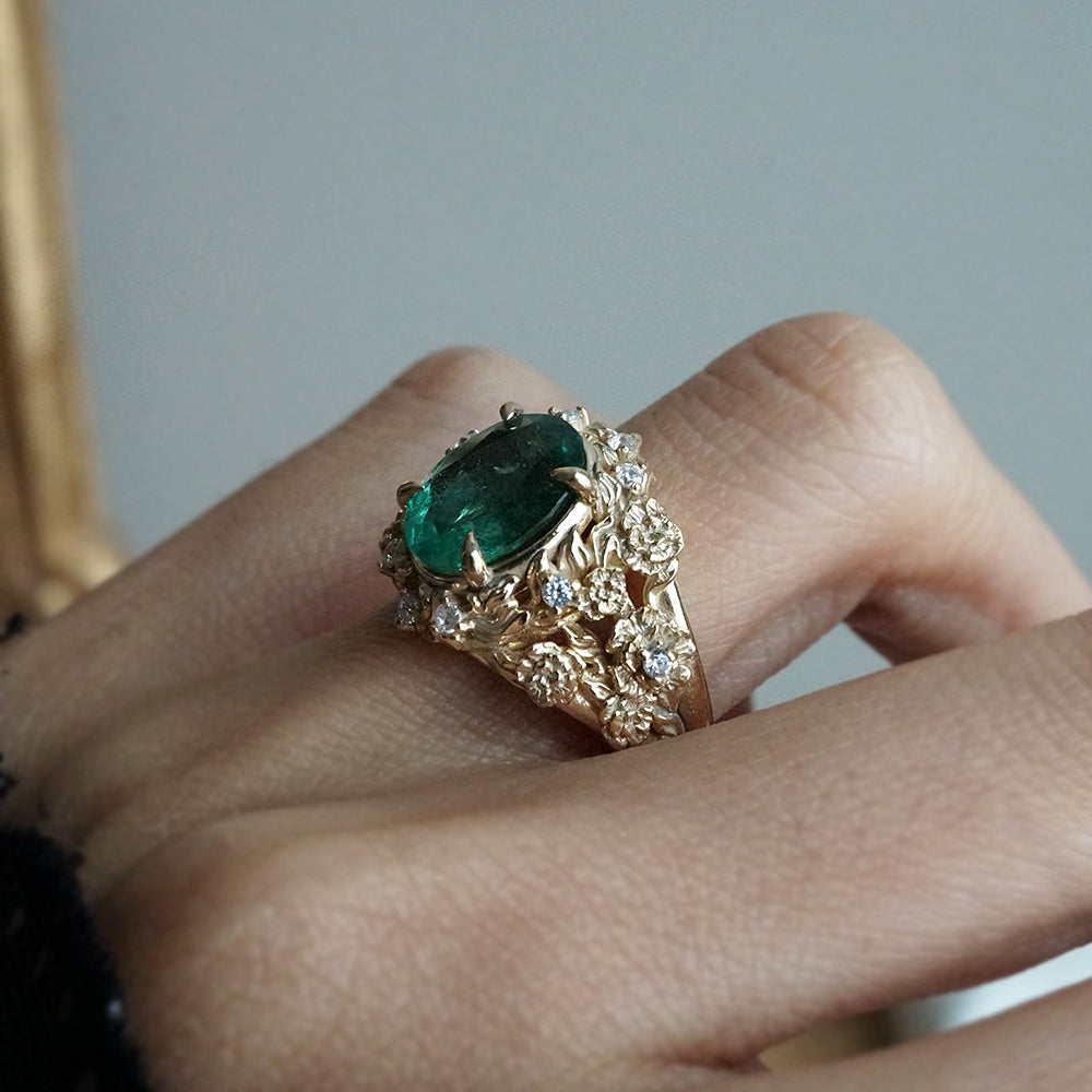Oval Emerald Tulip Diamond Ring in 14K and 18K Gold