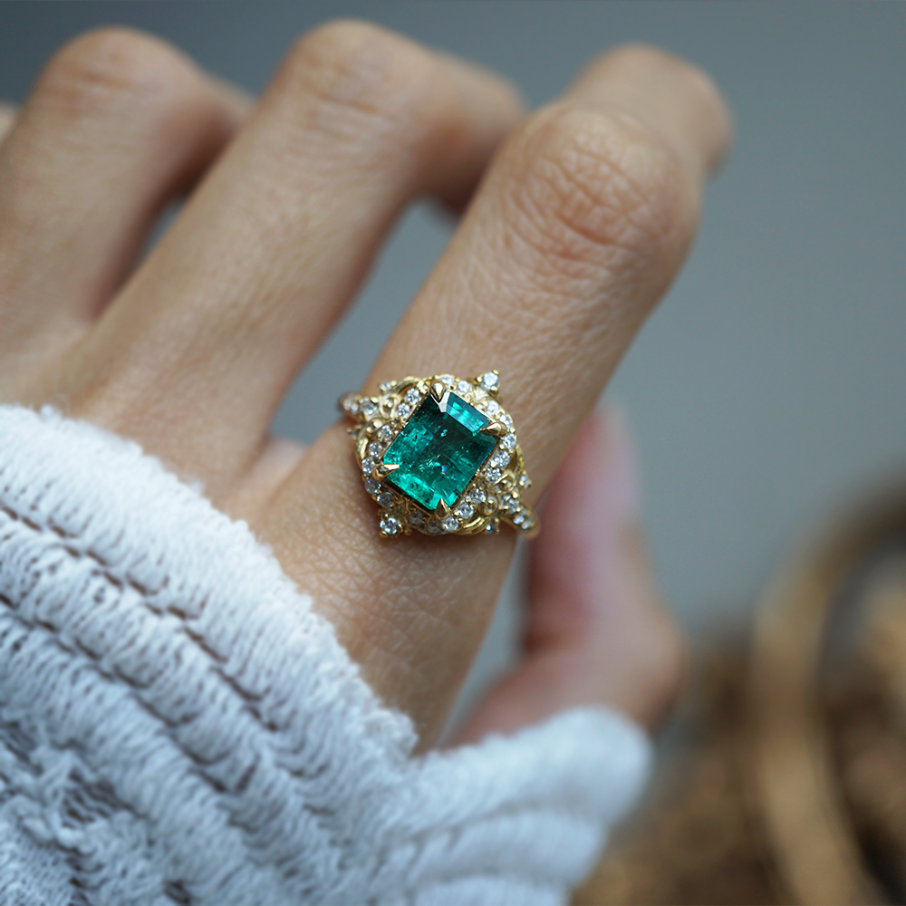 Emerald Royale Diamond Ring in 14K and 18K Gold