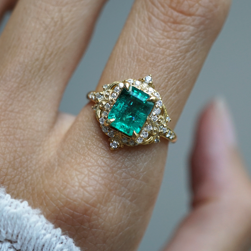 Emerald Royale Diamond Ring in 14K and 18K Gold