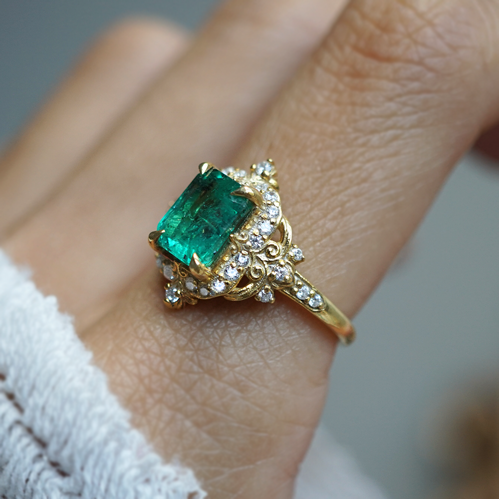 Emerald Royale Diamond Ring in 14K and 18K Gold