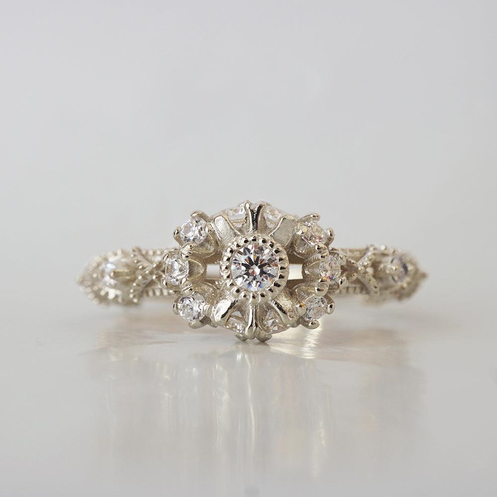 Stella Diamond Ring in 14K and 18K Gold - Tippy Taste Jewelry