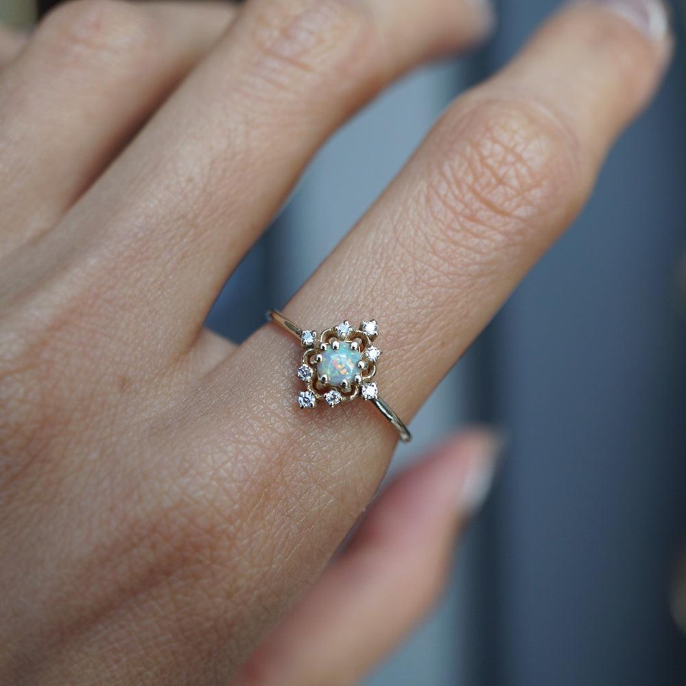 14K Opal Venetian Ring - Tippy Taste Jewelry