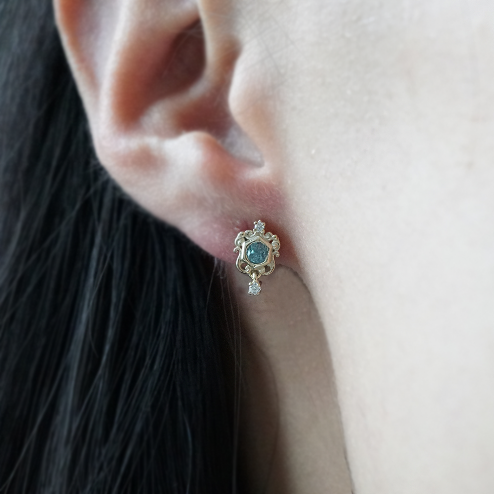 Limited Edition: Alexandrite Portes de Lumière Studs in Sterling Silver and 14K Gold