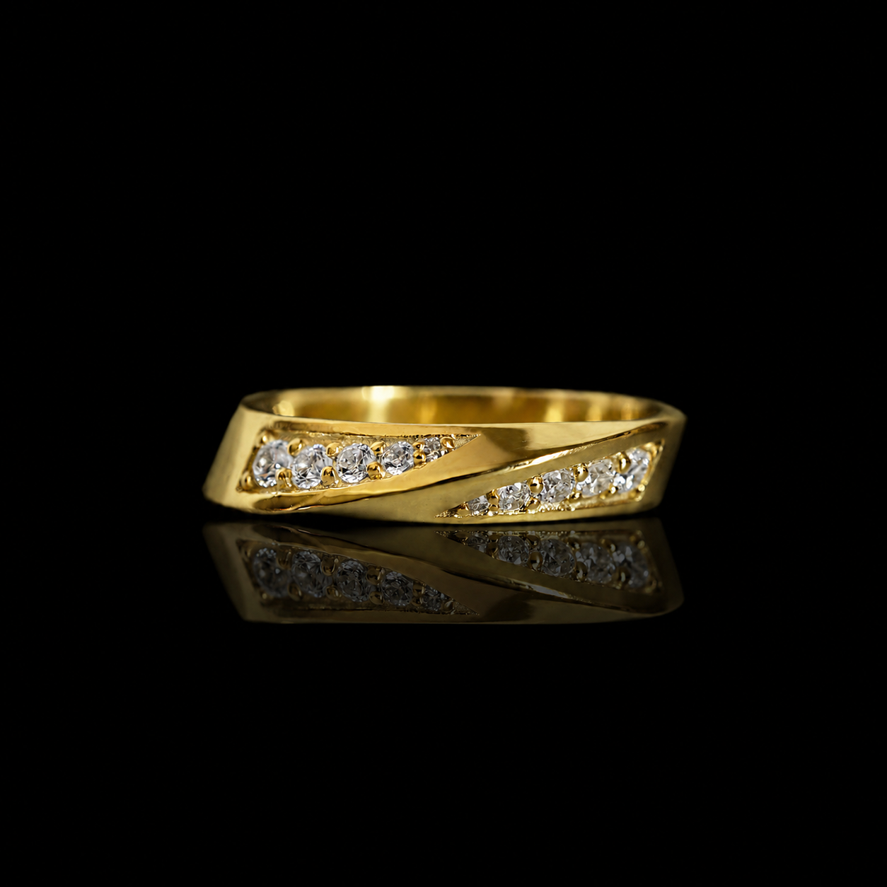 Spiral Diamond Ring in 14K and 18K Gold, 5mm