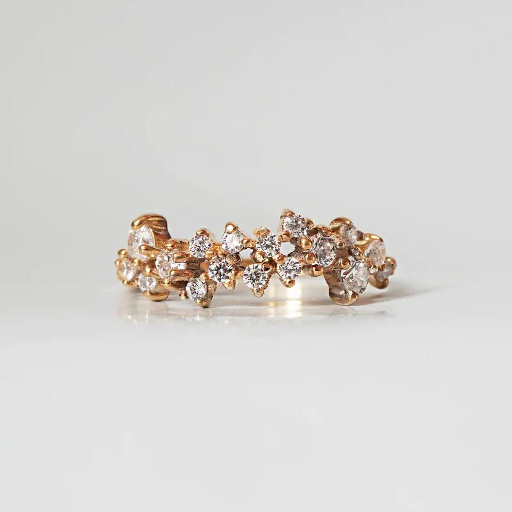 14K White Swan Cluster Ring - Tippy Taste Jewelry