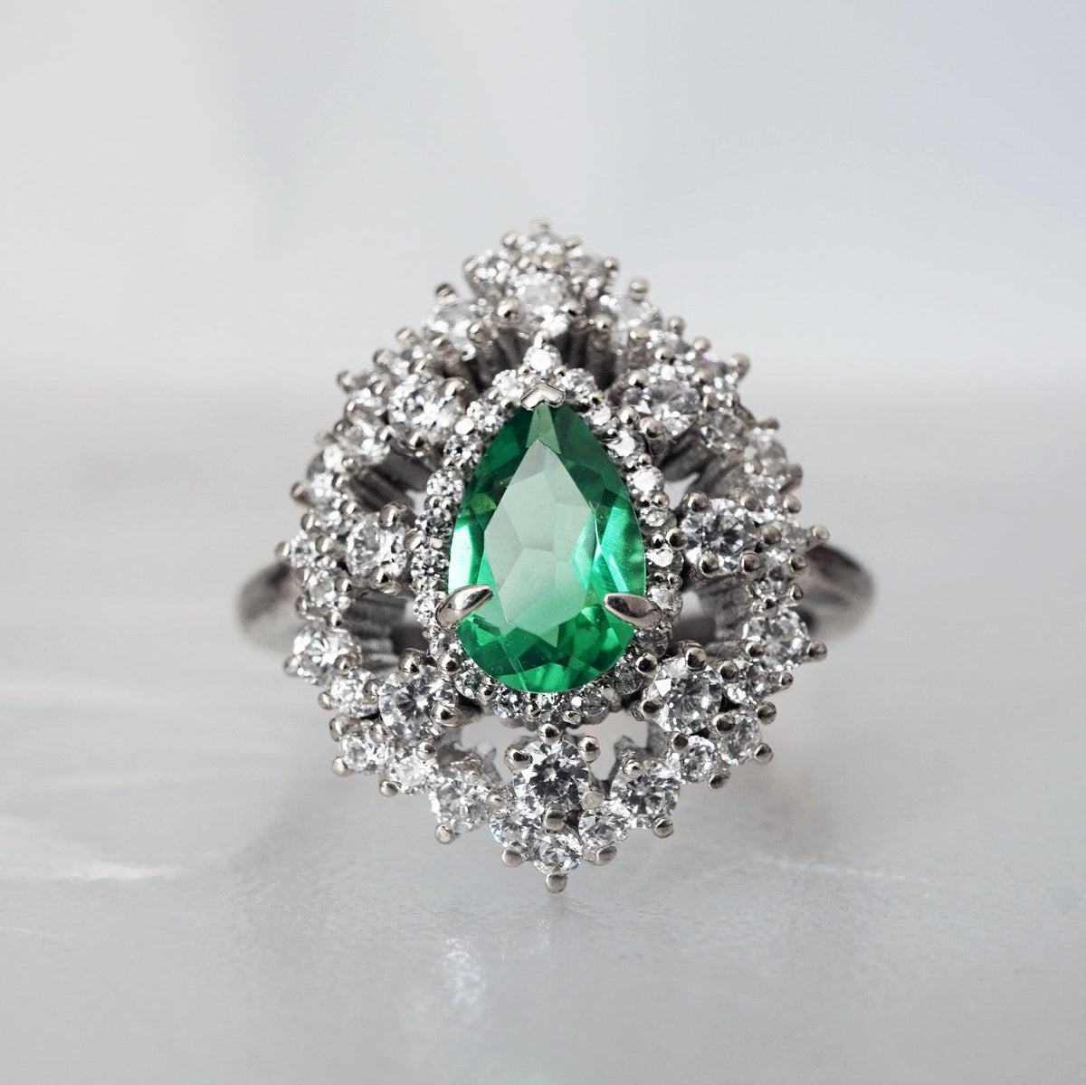 Forest Queen Emerald Diamond Ring - Tippy Taste Jewelry