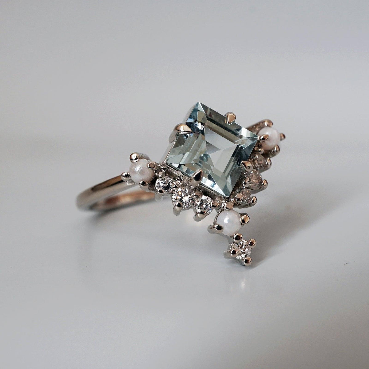 Aquamarine Engagement ring