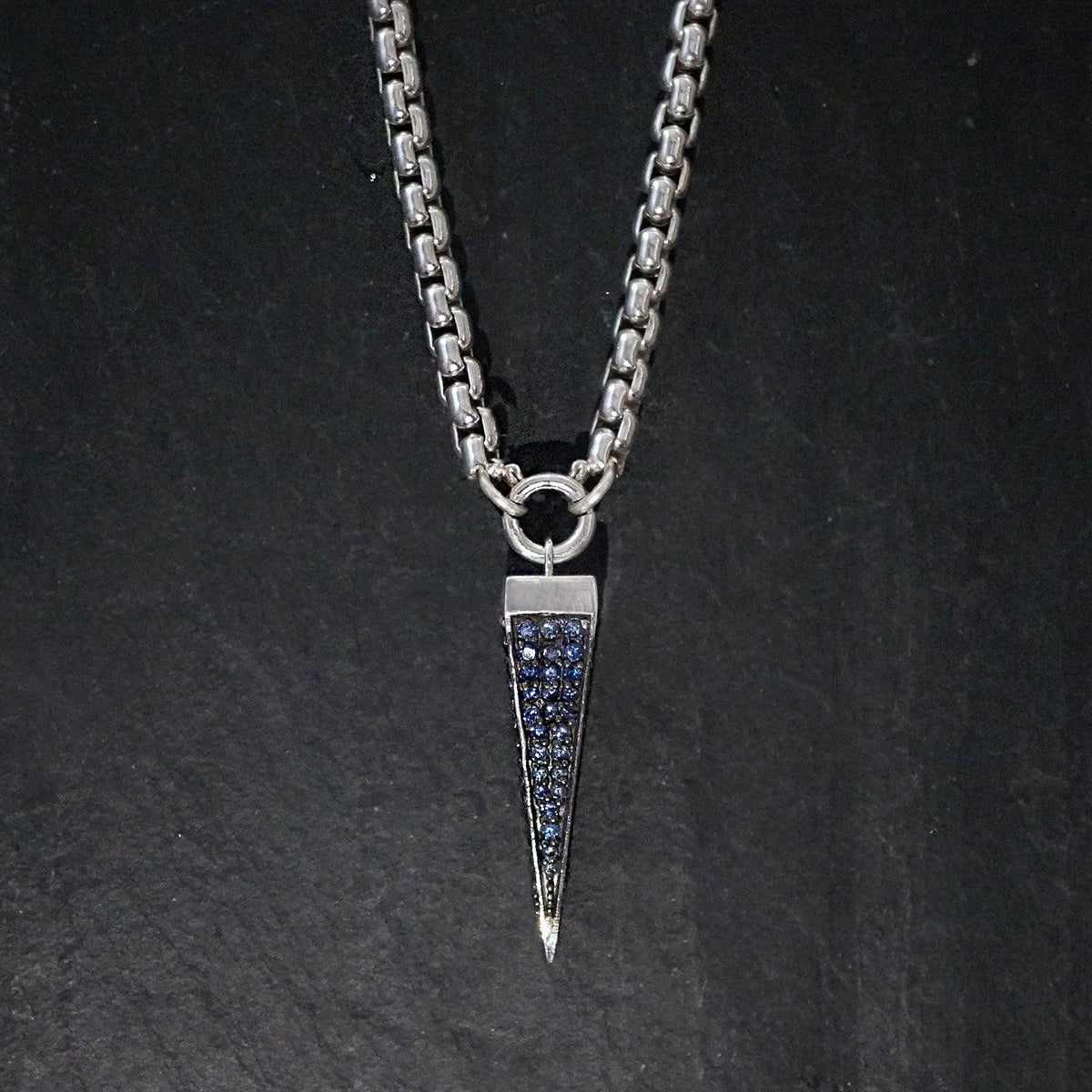 Pavé Pendant with Sapphire - Tippy Taste Jewelry