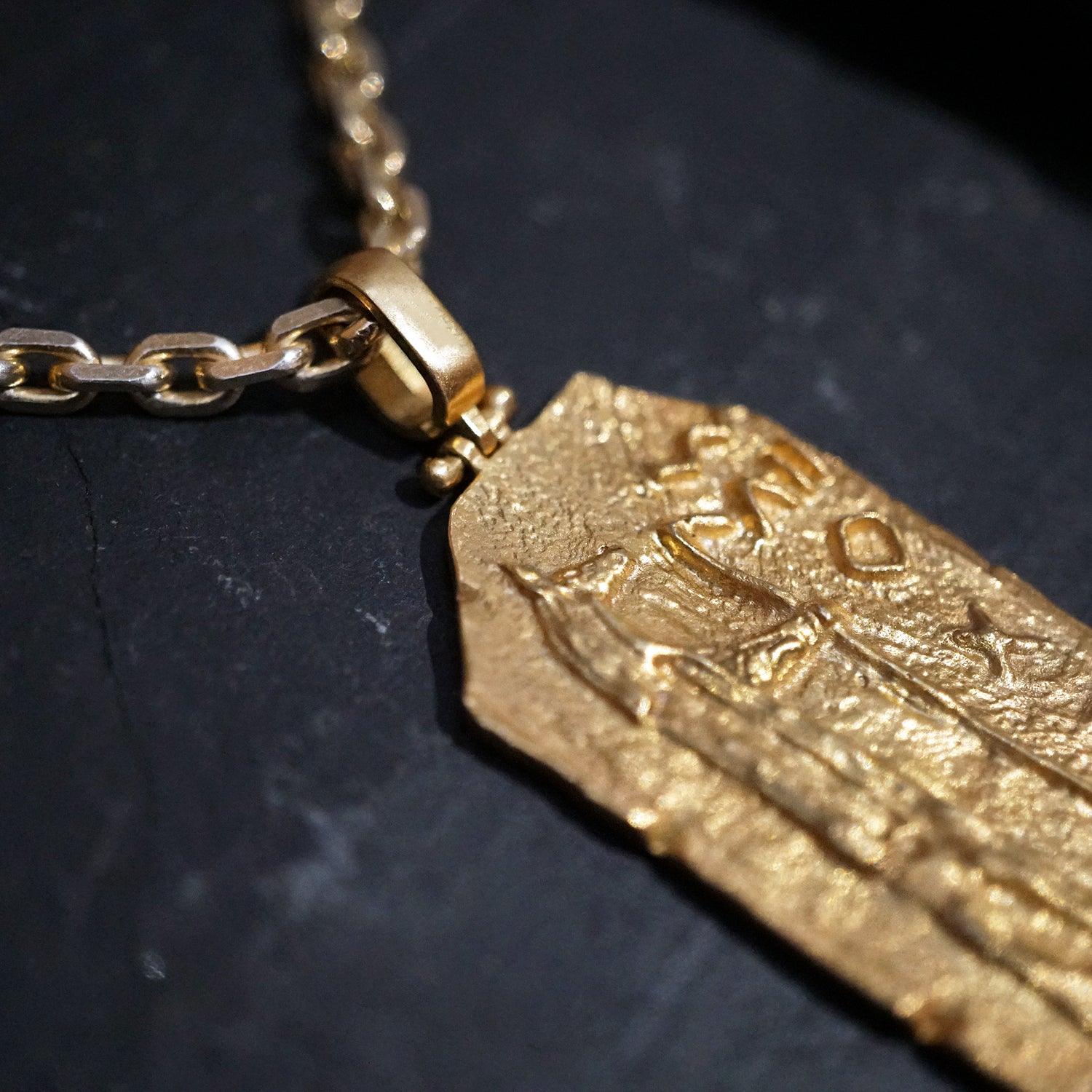 14ct Yellow Gold Egyptian Nefertiti Pendant on Gold Chain