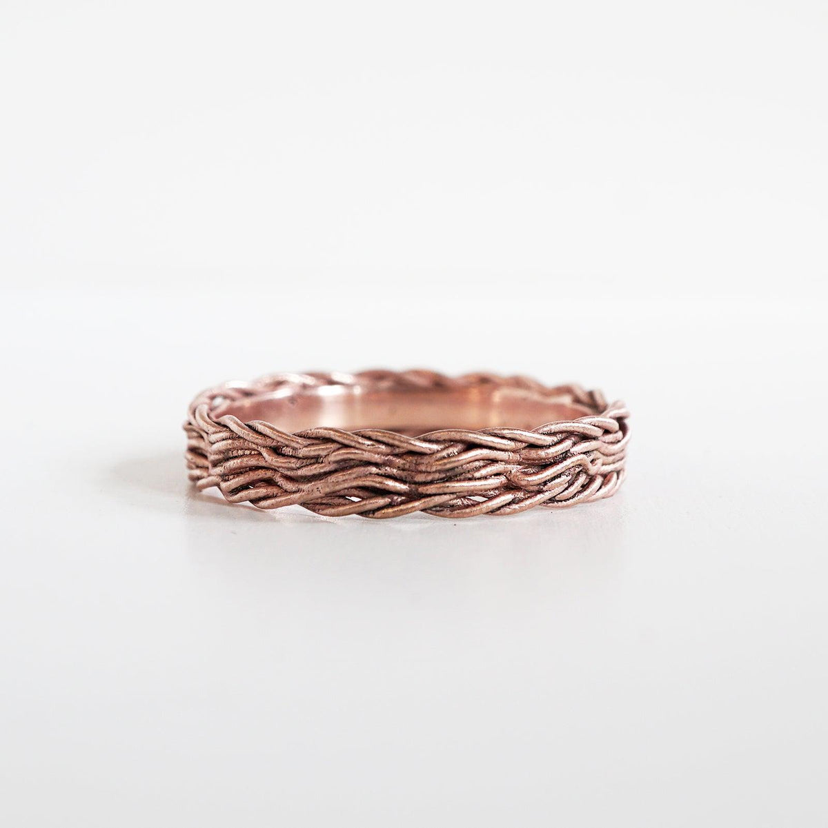 Intertwined Ring Band in 14K Gold, 3mm