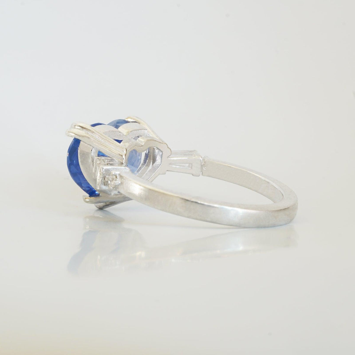 One Of A Kind: Heart Of The Ocean Sapphire Ring - Tippy Taste Jewelry