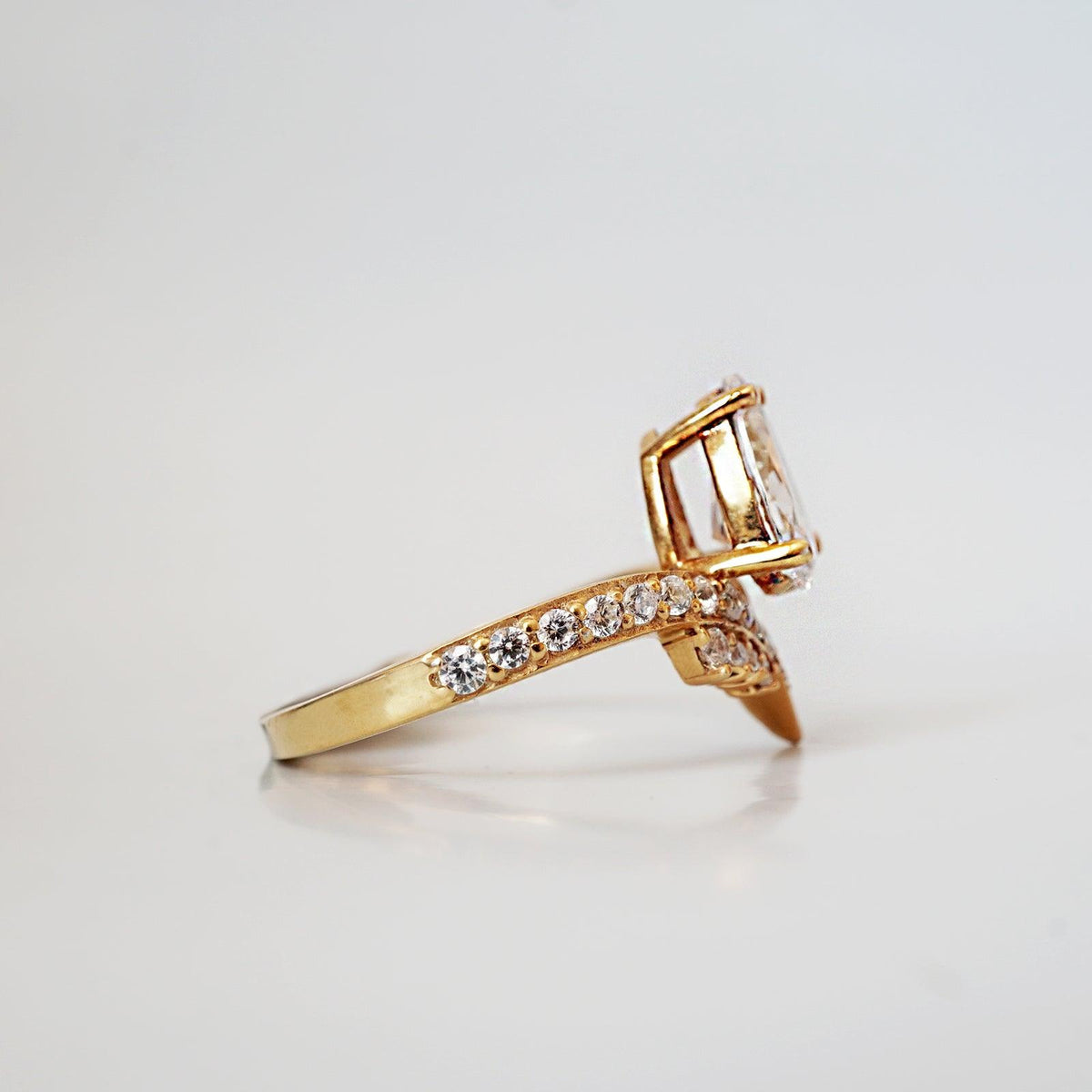 Manhattan Diamond Pear Ring - Tippy Taste Jewelry