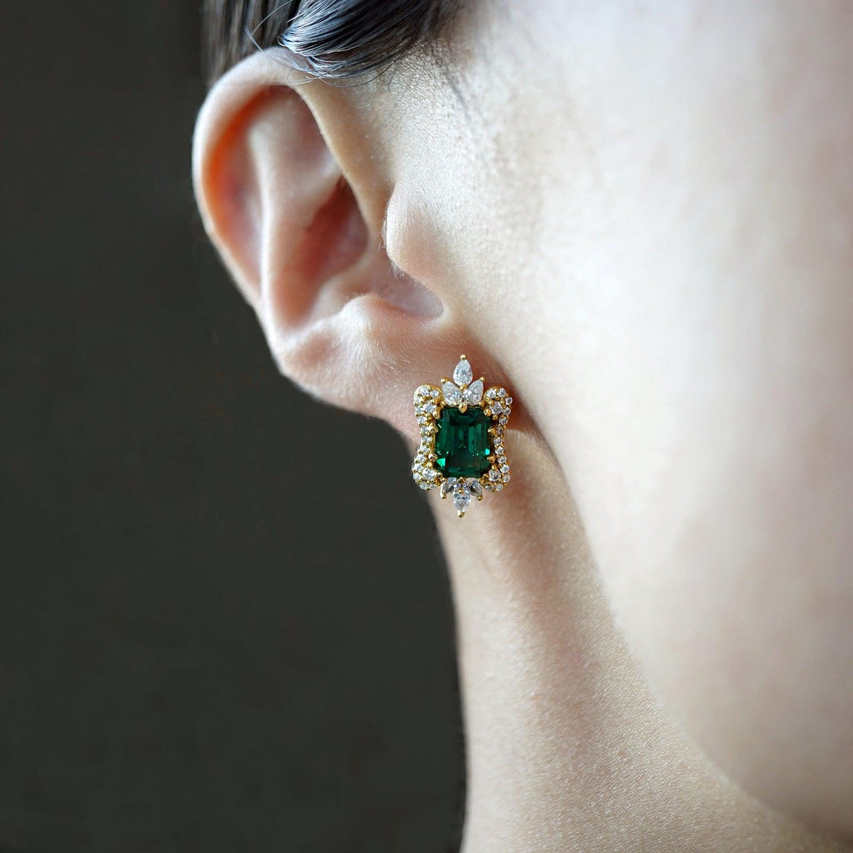 14K Eleanor Emerald Diamond Earrings
