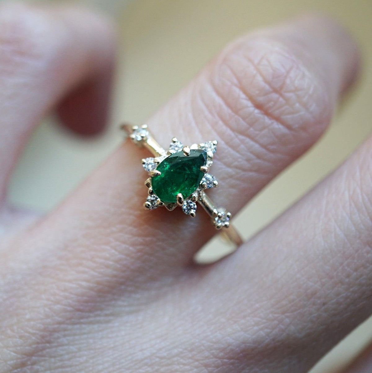 14K Emerald Diamond Crush Ring - Tippy Taste Jewelry