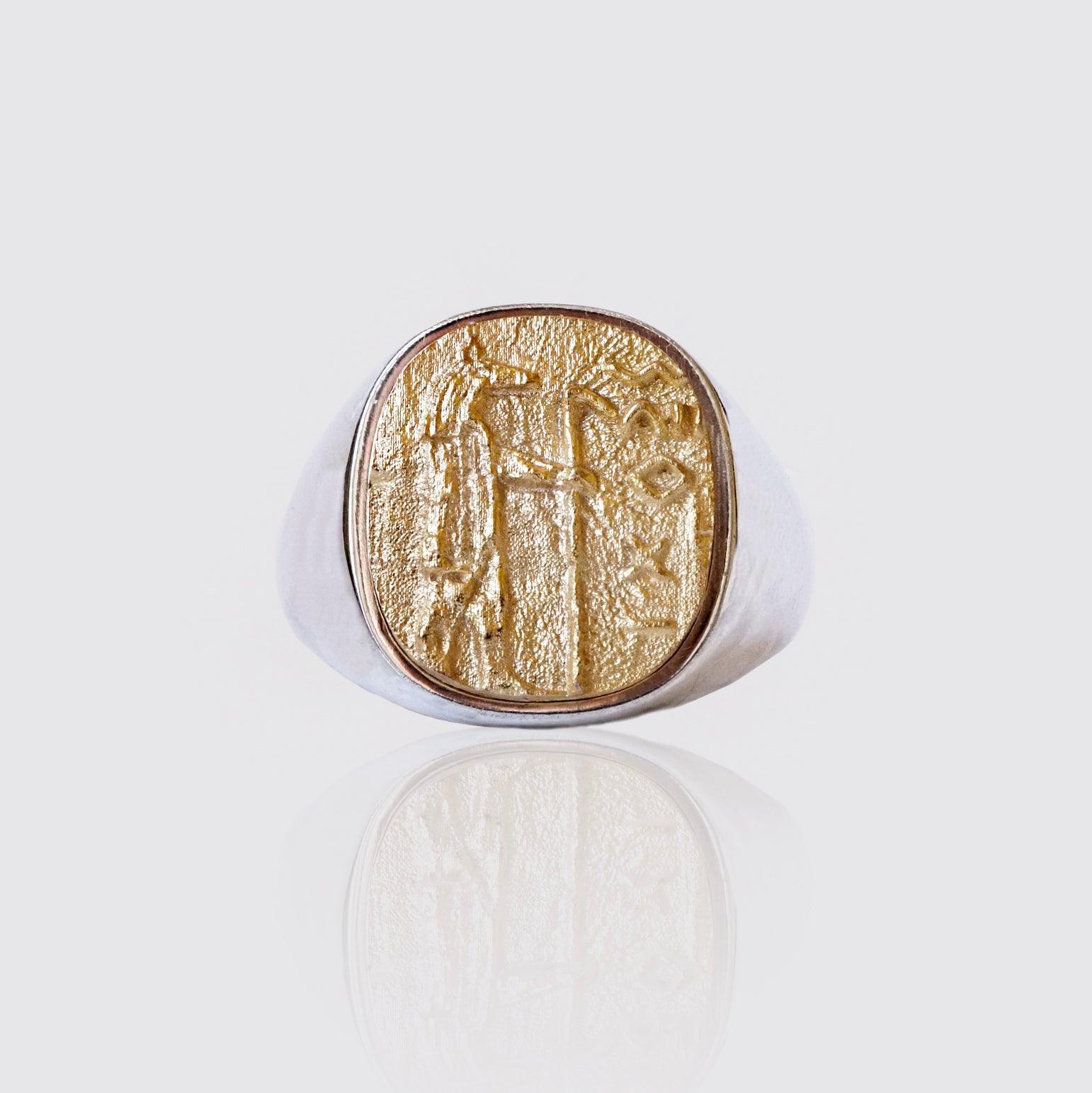 Mixed Metal Anubis Signet Ring – Egyptian God Intaglio in 14K Gold