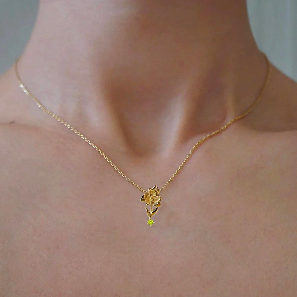 14K August Gladiolus Birth Flower Necklace - Tippy Taste Jewelry