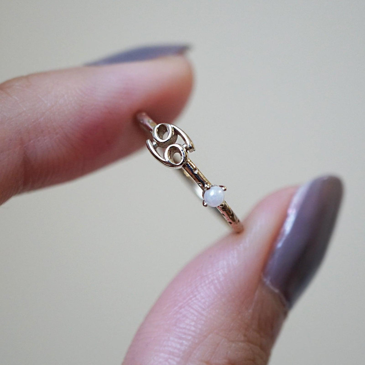 14K Cancer Horoscope Birthstone Ring (Pearl + Ruby) - Tippy Taste Jewelry