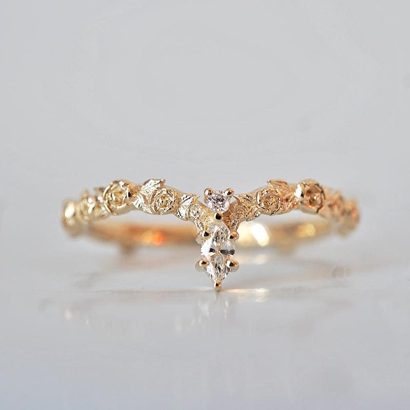 14K Peonies Marquise Daydream Ring