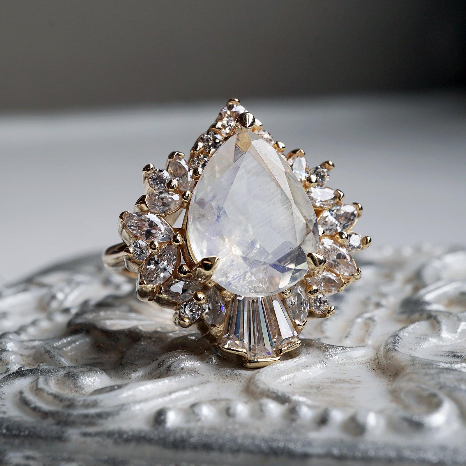 14K Gold Halls of Mirror Ring – Moonstone & Diamond Versailles