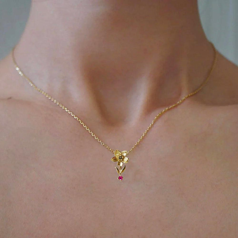 14K July Water Lily Birth Flower Necklace - Tippy Taste Jewelry
