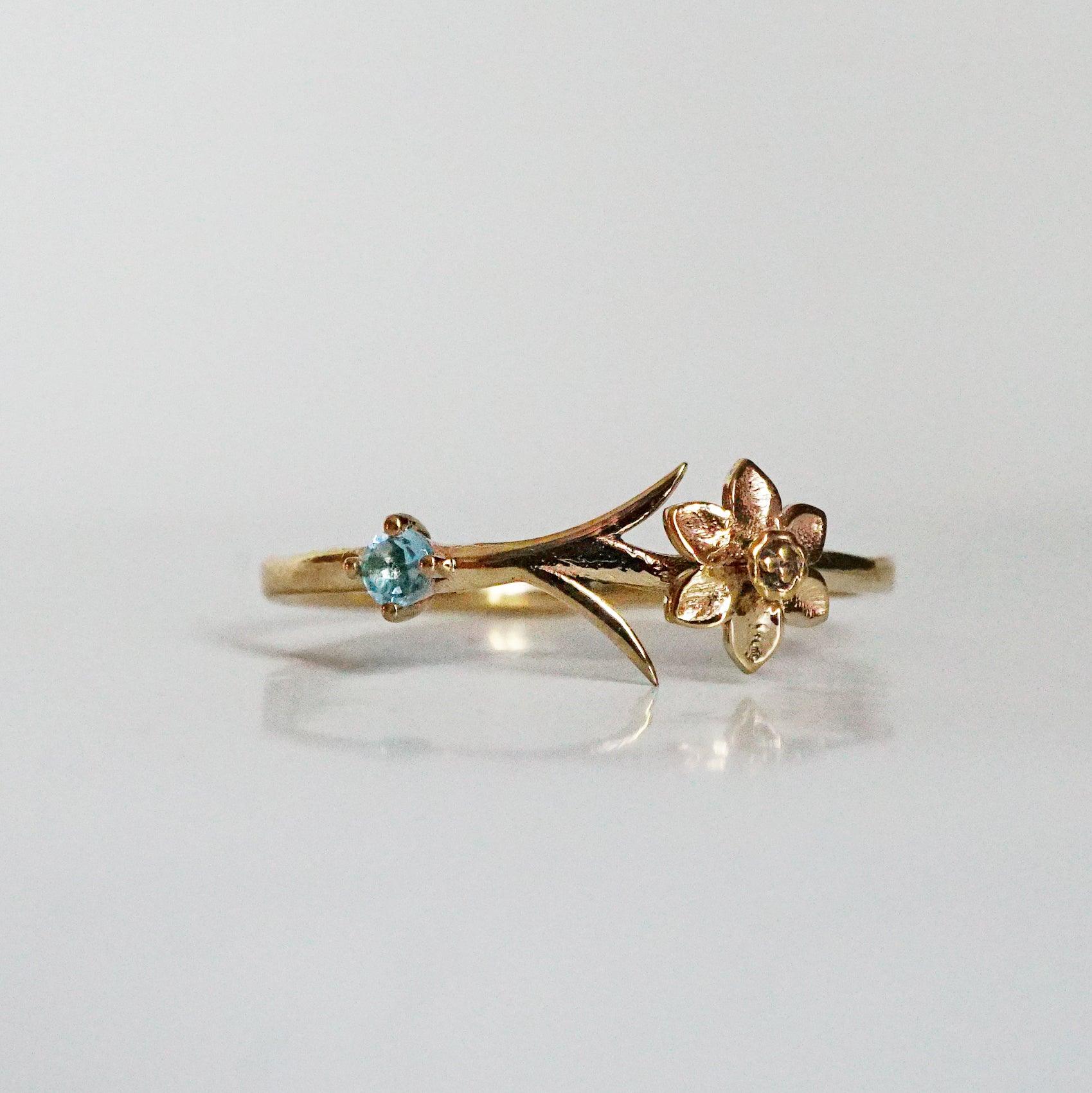 March Birth Flower Ring – Daffodil & Aquamarine Birthstone in 14K