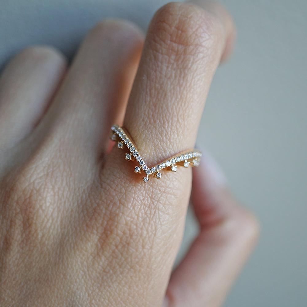 14K and 18K Monarch Curve Ring