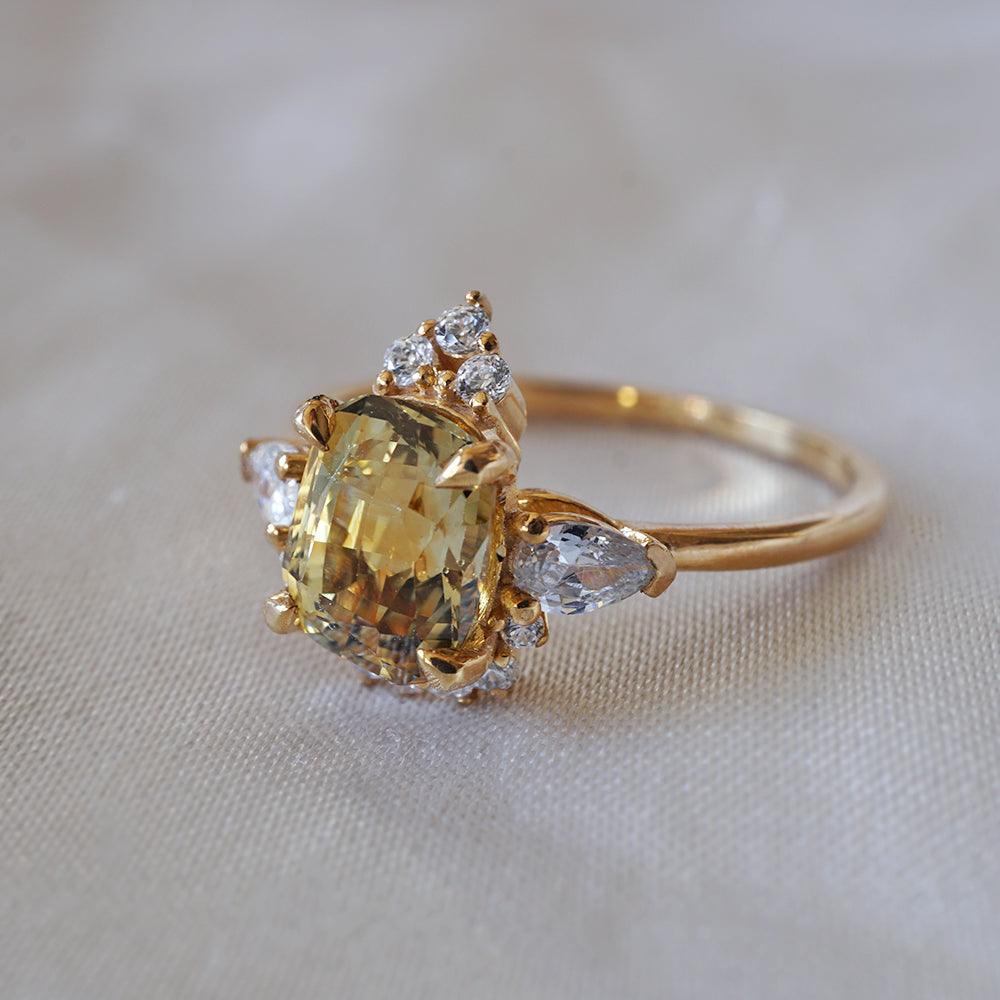 One Of A Kind: Dreamy Parti Sapphire Diamond Ring - Tippy Taste Jewelry