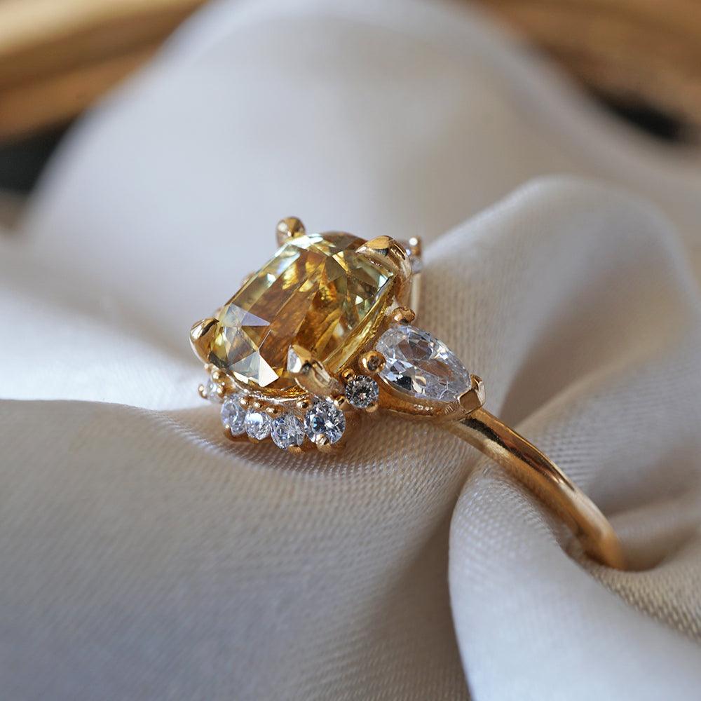 One Of A Kind: Dreamy Parti Sapphire Diamond Ring