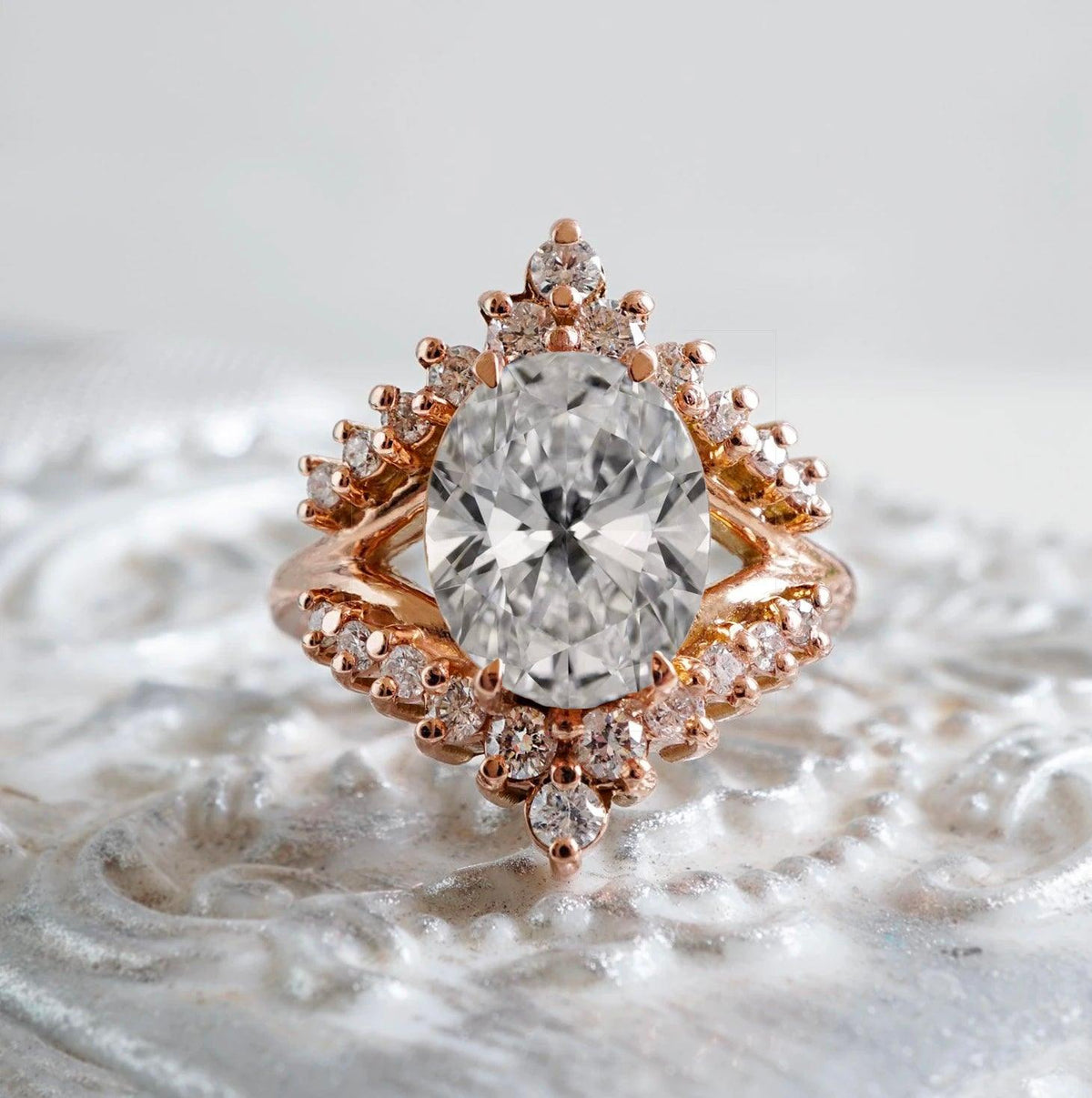 Tiara Diamond Ring, 2.6ct (Natural Diamond or Lab Grown) - Tippy Taste Jewelry