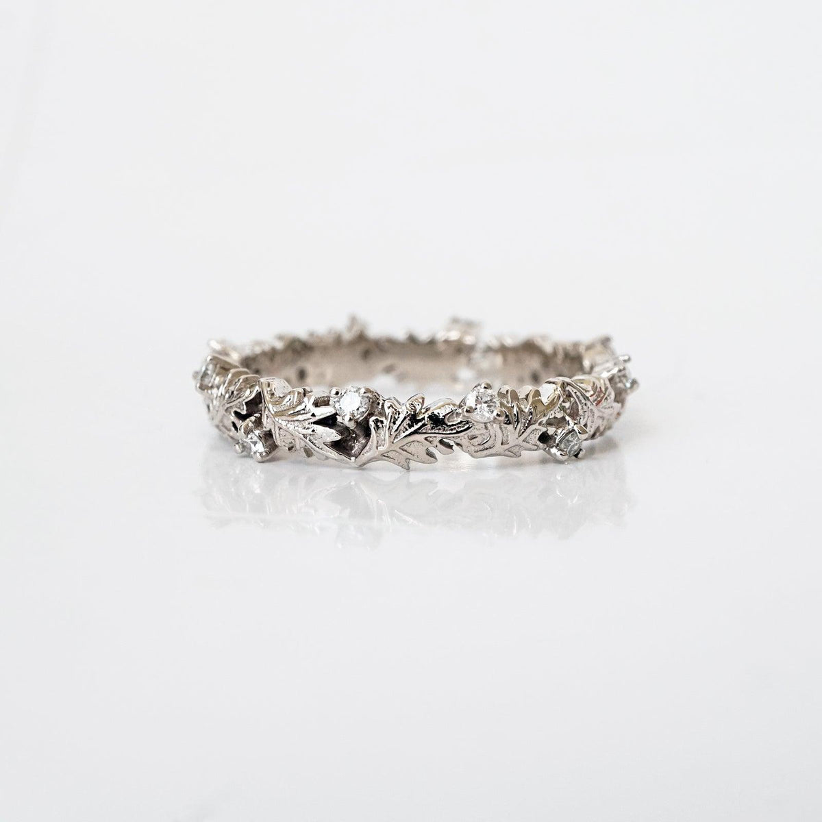 14K Wreath Diamond Ring Band - Tippy Taste Jewelry